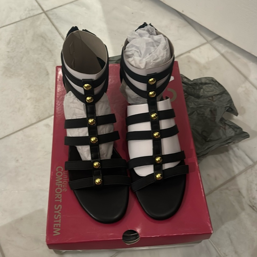 Stylish Black Gladiator Sandals